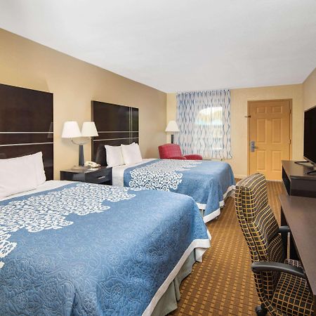 Days Inn By Wyndham Thomaston Екстер'єр фото