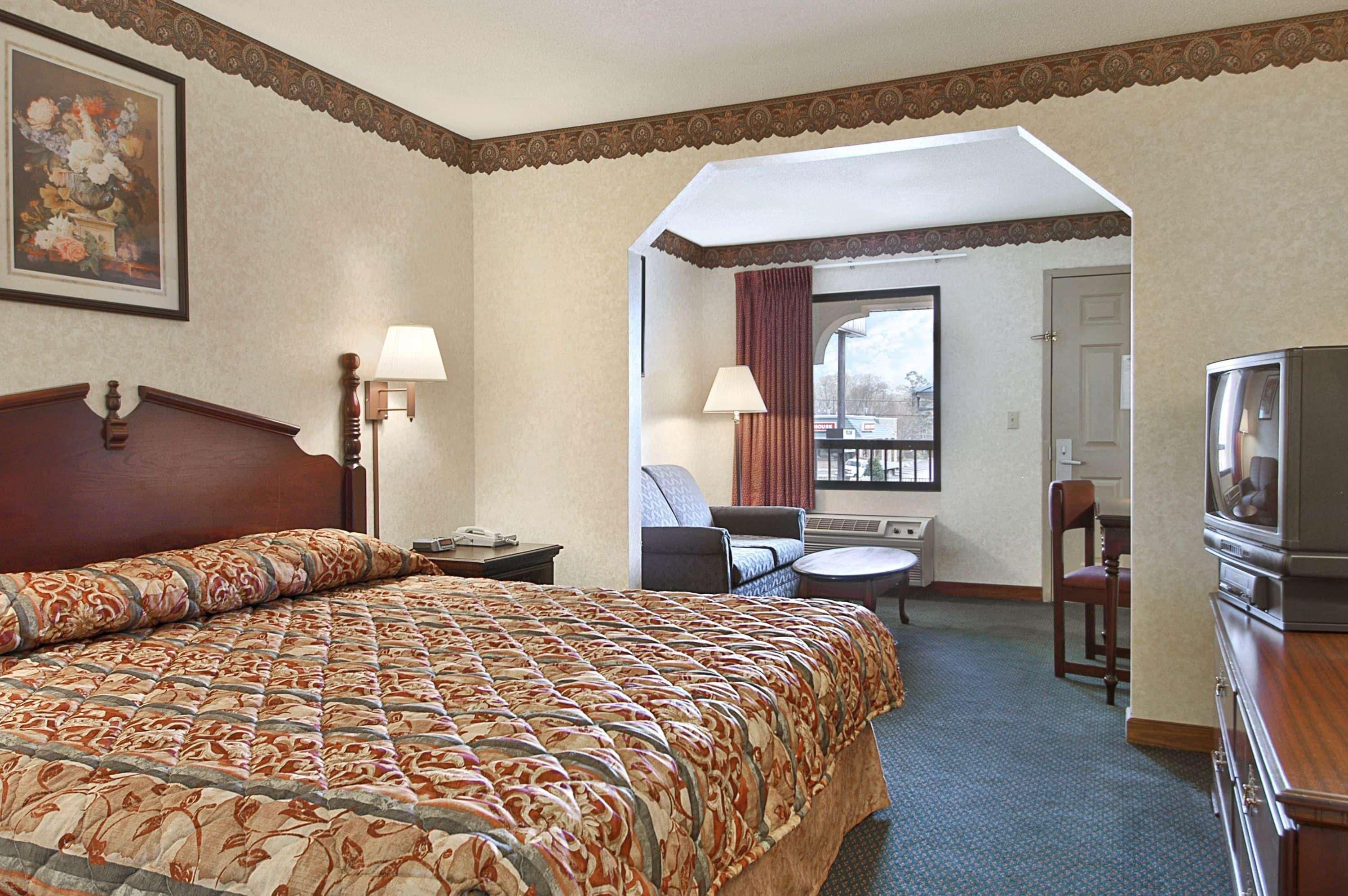 Days Inn By Wyndham Thomaston Екстер'єр фото