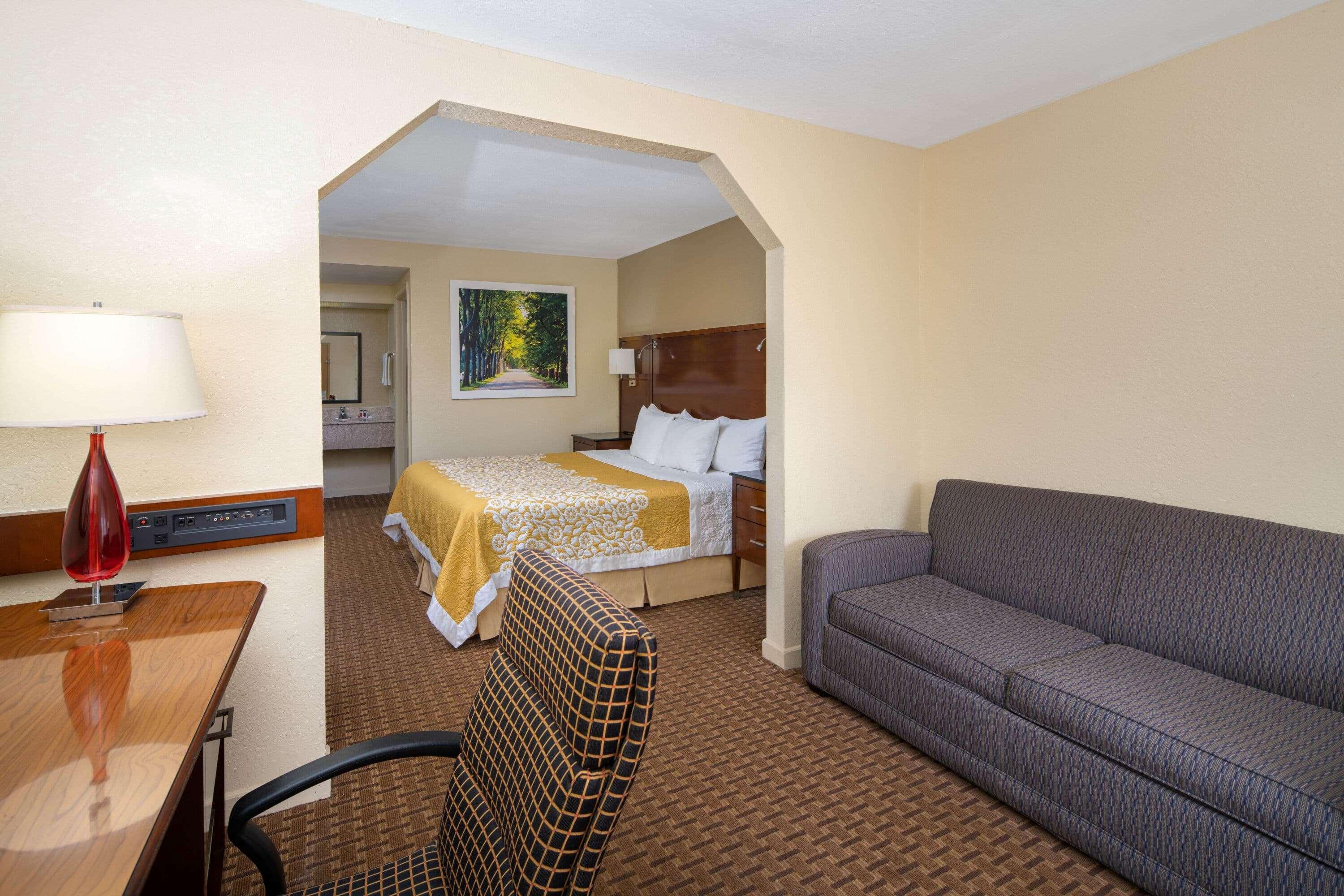 Days Inn By Wyndham Thomaston Екстер'єр фото